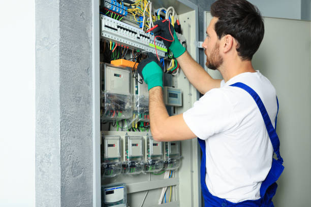 Best Electrical Contractors for Businesses  in Schnecksville, PA